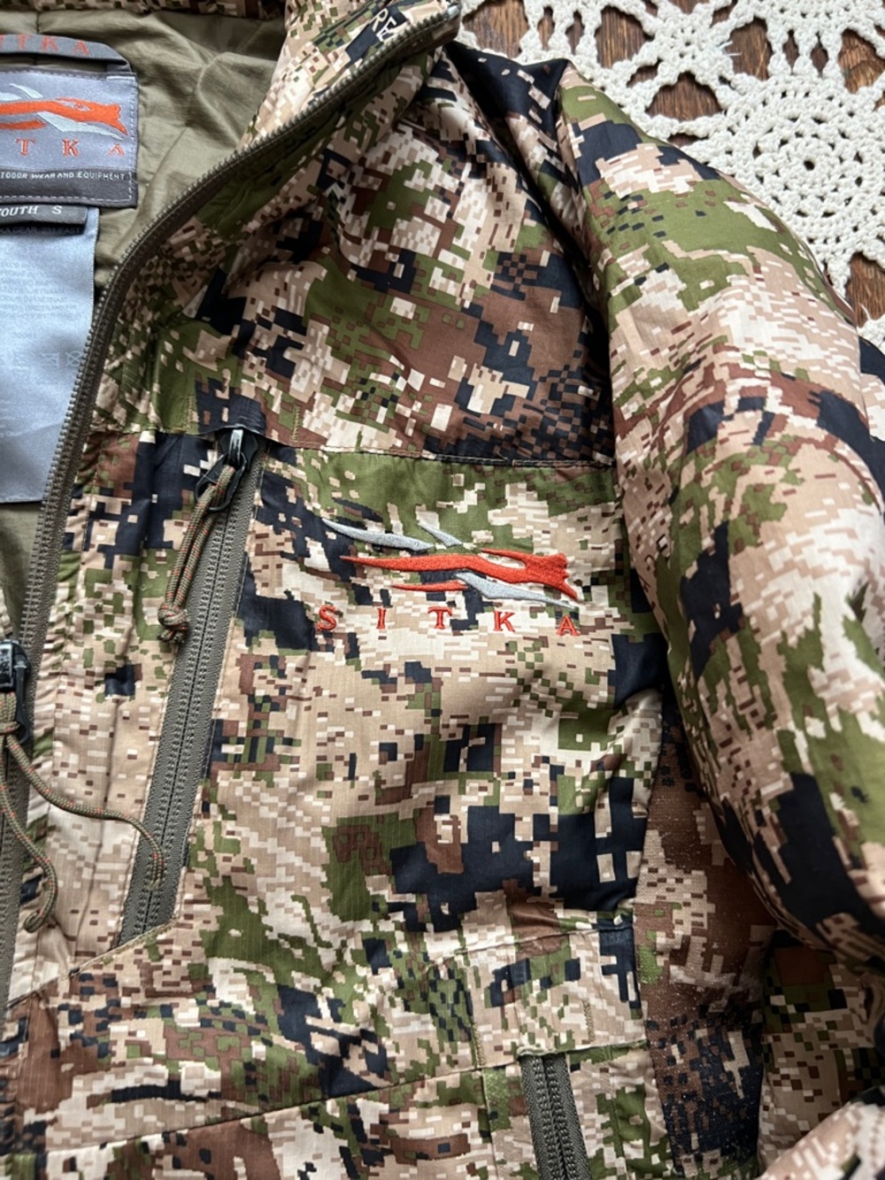 Sitka youth size small zip up hooded jacket hunting gear - Picture 4 of 9